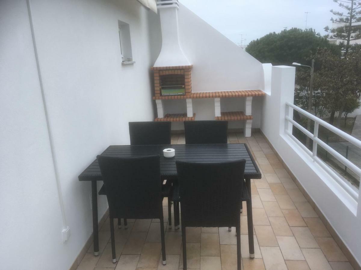 Casanova Apartment Fuzeta Luaran gambar